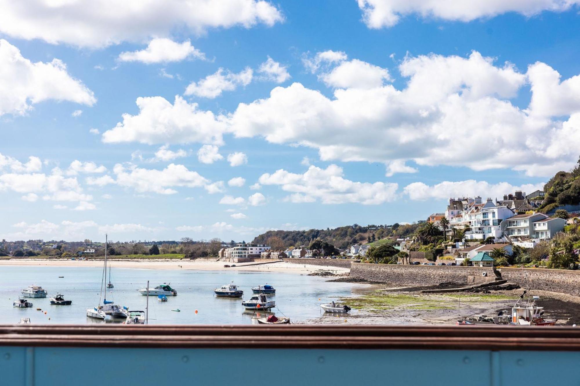 The Moorings Hotel & Restaurant Gorey Esterno foto